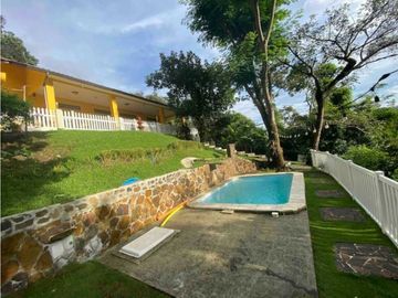 CASA AMOBLADA CON PISCINA EN  ALTOS DEL MARIA 1550M2