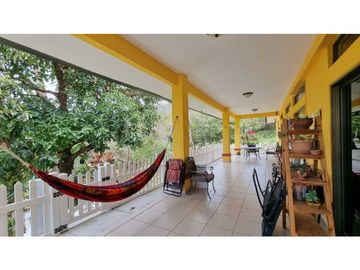CASA AMOBLADA CON PISCINA EN  ALTOS DEL MARIA 1550M2