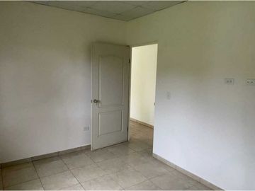 VENDO 04 LOTES CON CASA EN LA ACEQUIA- POTRERILLOS