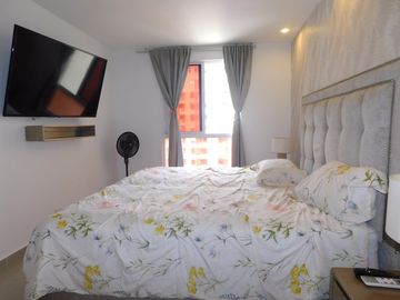 apartamento en arriendo en la castellana. Cod A87436