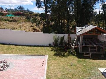 Venta departamento 3 dormitorios, jardín, por estrenar, Conjunto Privado, Nayón