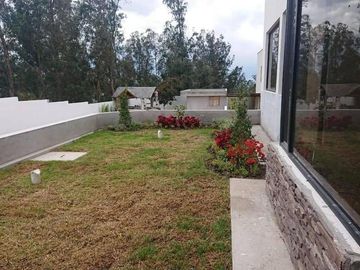 Venta departamento 3 dormitorios, jardín, por estrenar, Conjunto Privado, Nayón
