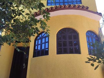 Casa sola con alberca en Icacos