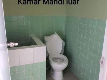Rumah Babatan Pantai hadap utara, listrik 4400watt