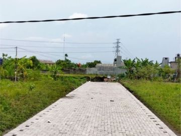 Selatan Pasar Gentan, Tanah Kaliurang, LD 22 m,