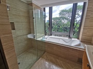 A0054 - Fully Furnished 3BR Unit in Essensa East Forbes for Rent