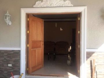 600sqm Bungalow 5 Bedrooms House and Lot for SALE / RENT in Angeles City along Friendship highway near CLARK