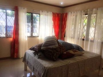 600sqm Bungalow 5 Bedrooms House and Lot for SALE / RENT in Angeles City along Friendship highway near CLARK