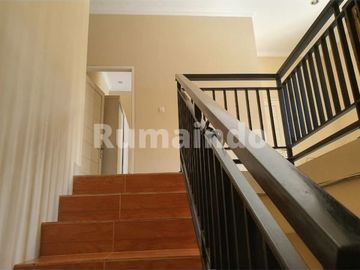Di Jual Rumah Fully Furnished di jagakarsa Termurah
