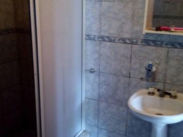 Vendo 8 has con casa, sobre Autovía Nacional 14