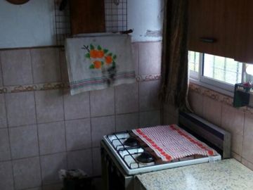 Vendo 8 has con casa, sobre Autovía Nacional 14