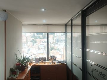 oficina en venta en quinta camacho. Cod V117927