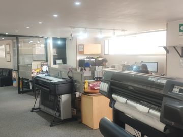 oficina en venta en quinta camacho. Cod V117927