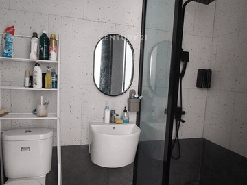 Dijual Rumah Mutiara Gading City  Cluster Royal London Bekasi
