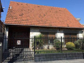 Chalet en venta en San Justo