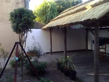 Casa mas local en venta MUY BUENA