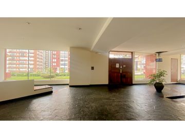 Departamento tres ambientes con cochera. Stella Maris.