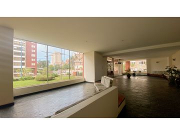 Departamento tres ambientes con cochera. Stella Maris.