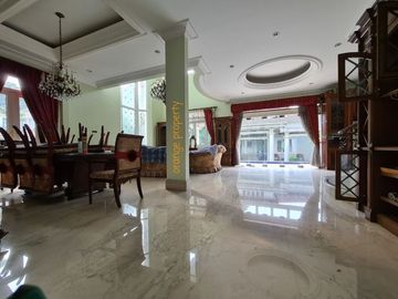 Jual Rumah Mewah Kota Wisata Cibubur Ada Kolam Renang