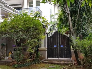 Jual Rumah Mewah Kota Wisata Cibubur Ada Kolam Renang