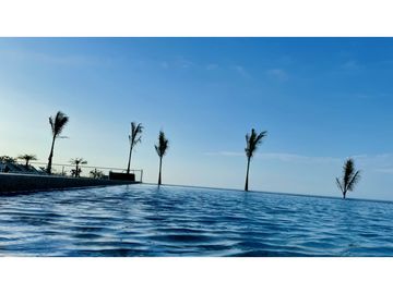 SUITE CON AMOBLADA DE LUJO EN RIVA  DI MARE, BARBASQUILLO