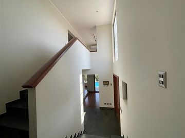 Casa en venta de 4 dorm. en Las Condes