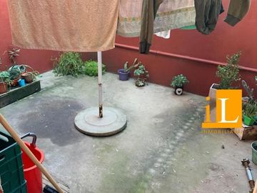 CASA Y DEPARTAMENTO - Bº CENTRICO