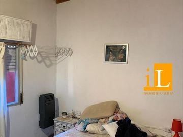 CASA Y DEPARTAMENTO - Bº CENTRICO