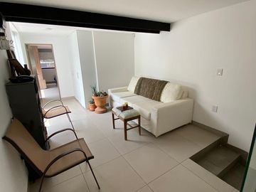 Moderna, en Rancho Cortes, a 5 Min de Autopista!