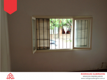 Casa a la venta! Ciudad de Balcarce (Calle 8 e/17 y 19)