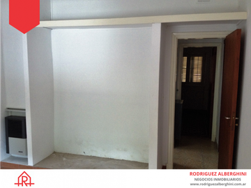 Casa a la venta! Ciudad de Balcarce (Calle 8 e/17 y 19)
