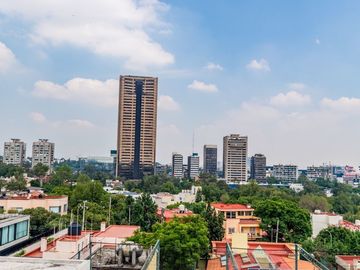 CASA EN VENTA  LOMAS  DE CHAPULTEPEC
