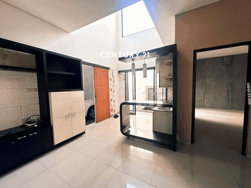 Dijual Rumah Di Cluster Lokasi Strategis Di Kawasan Bintaro