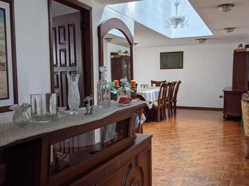 Venta hermosa casa 3 dormitorios, excelente sector, San Rafael, Los Chillos
