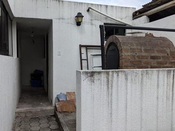 Venta hermosa casa 3 dormitorios, excelente sector, San Rafael, Los Chillos
