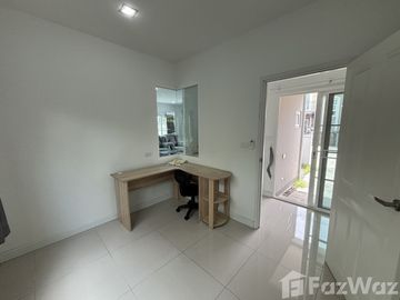 4 Bedroom House for sale at Golden Neo Sathorn