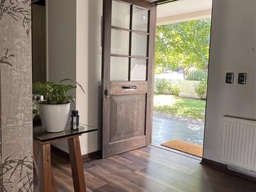 Maravillosa Casa en venta de 5 dorm. en Portones Chicureo