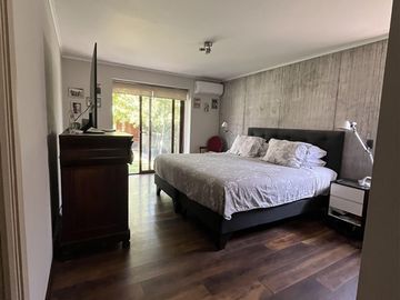 Maravillosa Casa en venta de 5 dorm. en Portones Chicureo