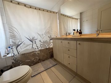 Maravillosa Casa en venta de 5 dorm. en Portones Chicureo