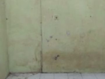 Rumah kost 2 lantai di dekat stasiun depok