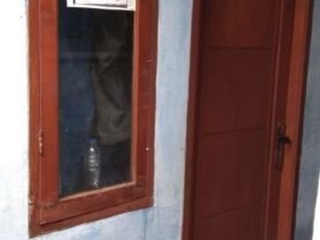 Rumah kost 2 lantai di dekat stasiun depok