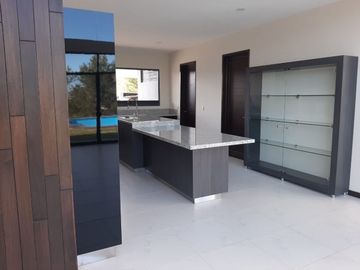 CASA EN VENTA EN COUNTRY CLUB GRAN JARDIN LEÓN GUANAJUATO