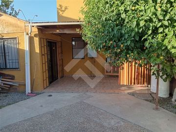 Casa en Venta en Capellan Florencio Infante / Obispo Javier Vásquez Valencia