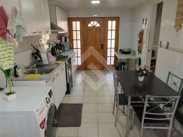Casa en Venta en Capellan Florencio Infante / Obispo Javier Vásquez Valencia