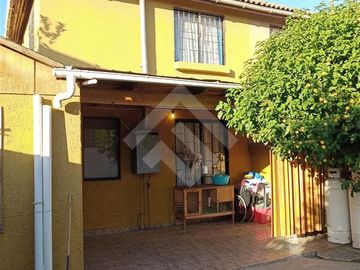 Casa en Venta en Capellan Florencio Infante / Obispo Javier Vásquez Valencia