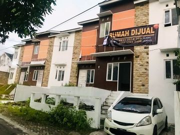 DIJUAL RUMAH MURAH 2 LANTAI DEKAT DENGAN ALUN-ALUN WATES