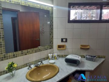 Casa en venta en Quilmes Oeste