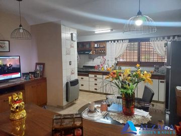 Casa en venta en Quilmes Oeste