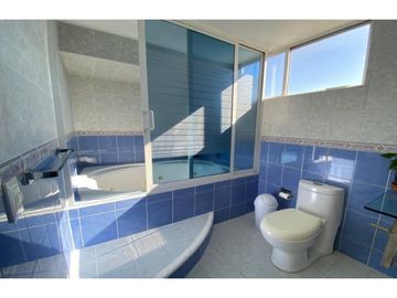 CASA EN VENTA LOMAS DEL MARMOL