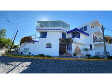 CASA EN VENTA LOMAS DEL MARMOL